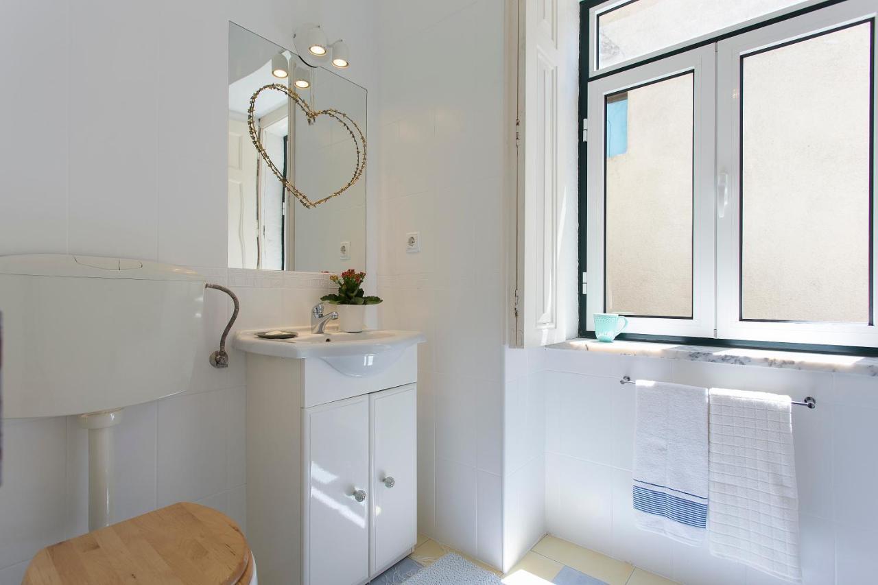 Spacious Alfama Duplex, By Timecooler ลิสบอน ภายนอก รูปภาพ