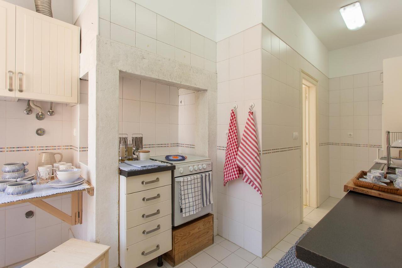 Spacious Alfama Duplex, By Timecooler ลิสบอน ภายนอก รูปภาพ
